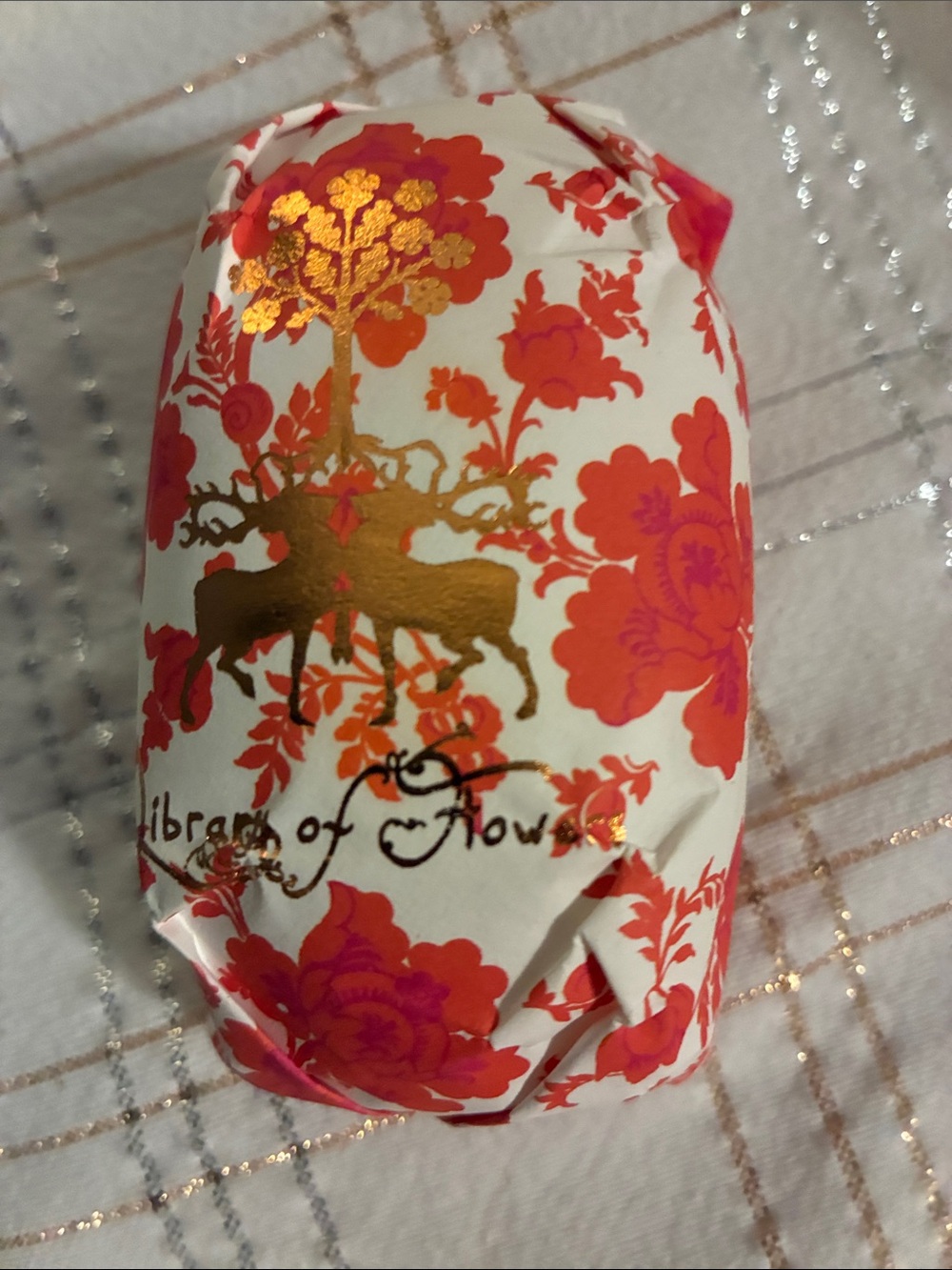Soap 🧼 Library Of Flowers Hand Soap Bar + Shea butter Perfumed Soap NEW|UNUSED - Picture 2 of 3
